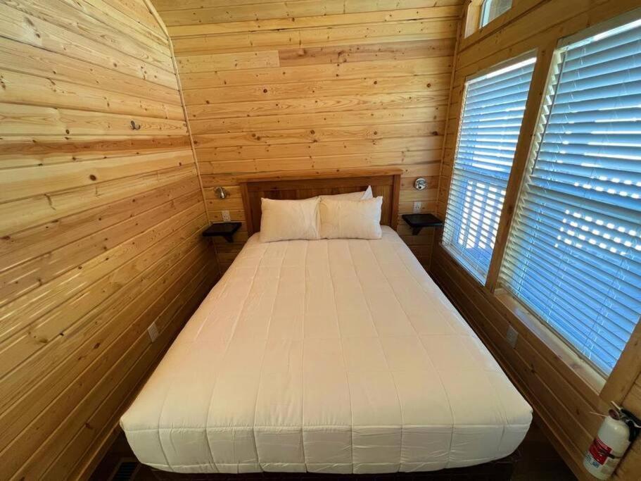 092 Star Gazing Tiny Home Near Grand Canyon South Rim Sleeps 8 ヴァジェ エクステリア 写真