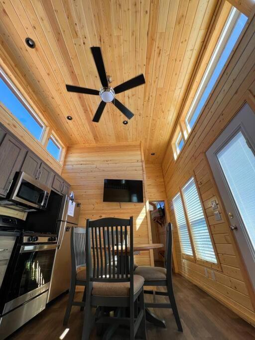092 Star Gazing Tiny Home Near Grand Canyon South Rim Sleeps 8 ヴァジェ エクステリア 写真